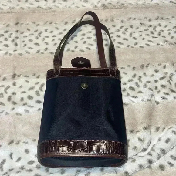 Brighton Handbag - Picture 4 of 12